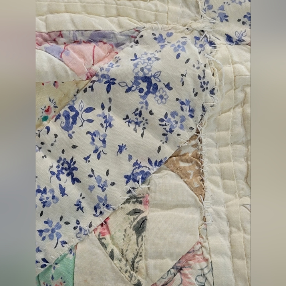 Vintage 8 point star Arch Quilt - Picture 14 of 17